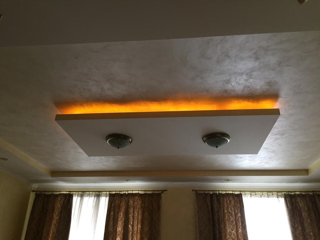 Apartment Miskevycha Lviv Exteriör bild